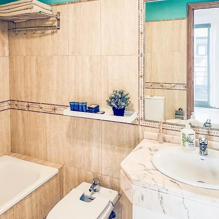 Canteras 2 King Bed & Sofa Bed Upscale 2 Balconies Apartment Las Palmas de Gran Canaria